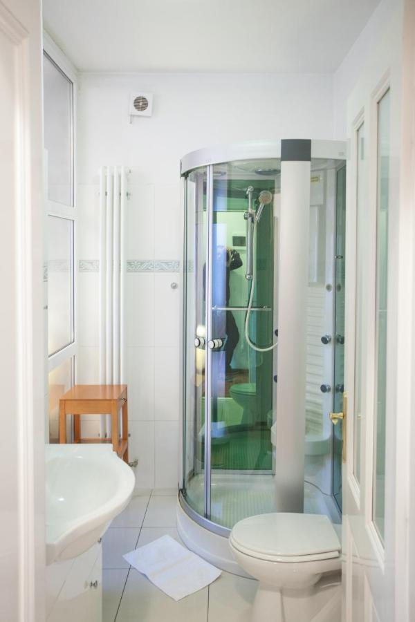 Bed and Breakfast Vila Rosa Вуковар Екстер'єр фото