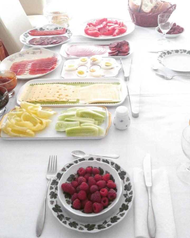 Bed and Breakfast Vila Rosa Вуковар Екстер'єр фото