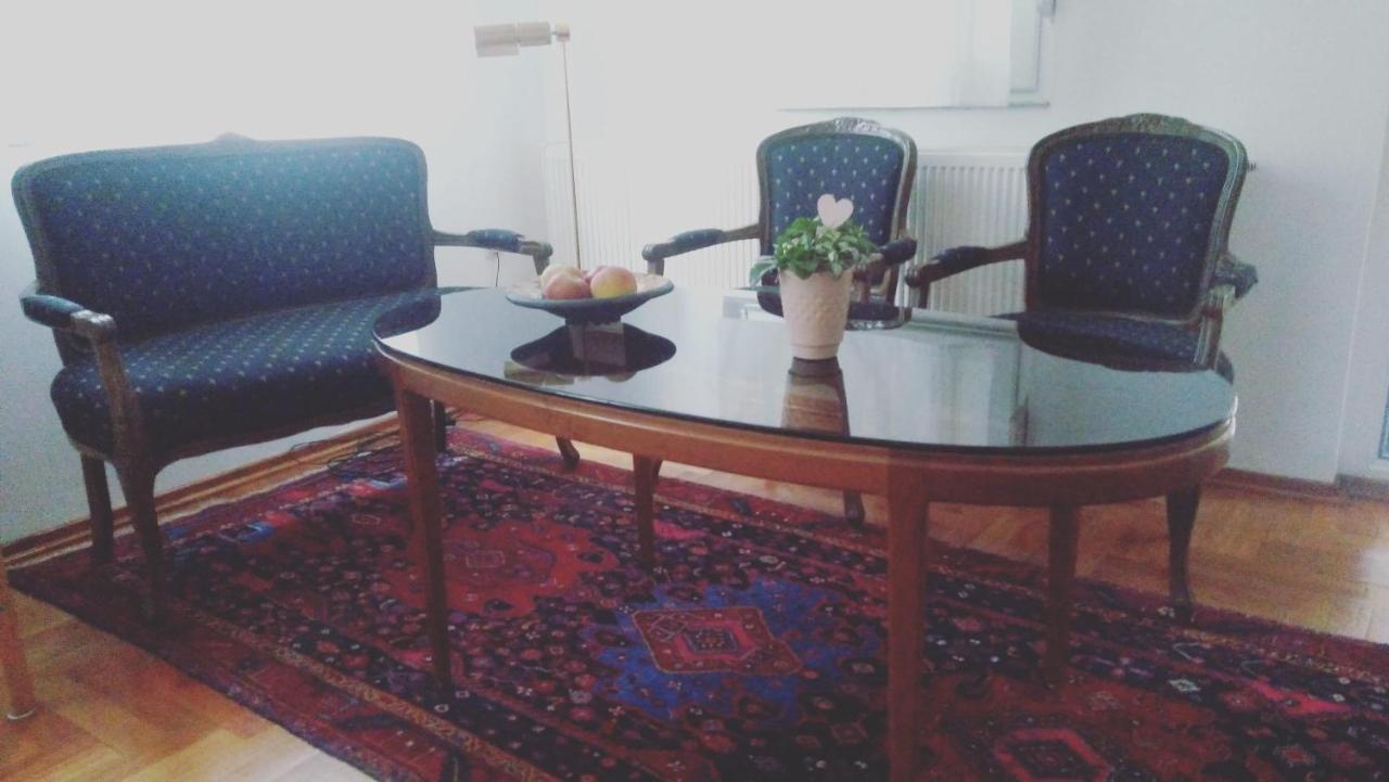 Bed and Breakfast Vila Rosa Вуковар Екстер'єр фото